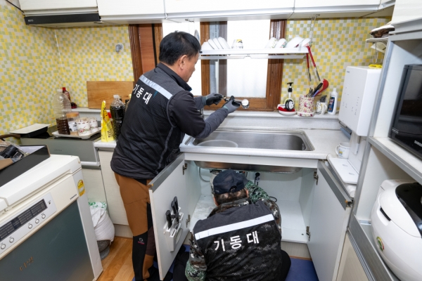 ��õ�� �ù� �ϻ� ��Ű�� ����ο�ó�� �⵿�� � ���� ����