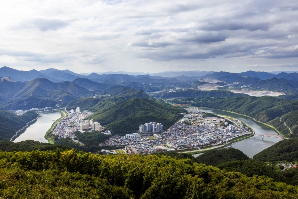 ���� ������ �ܾ���� ���Ѱ� ���� �̾����� �� ����